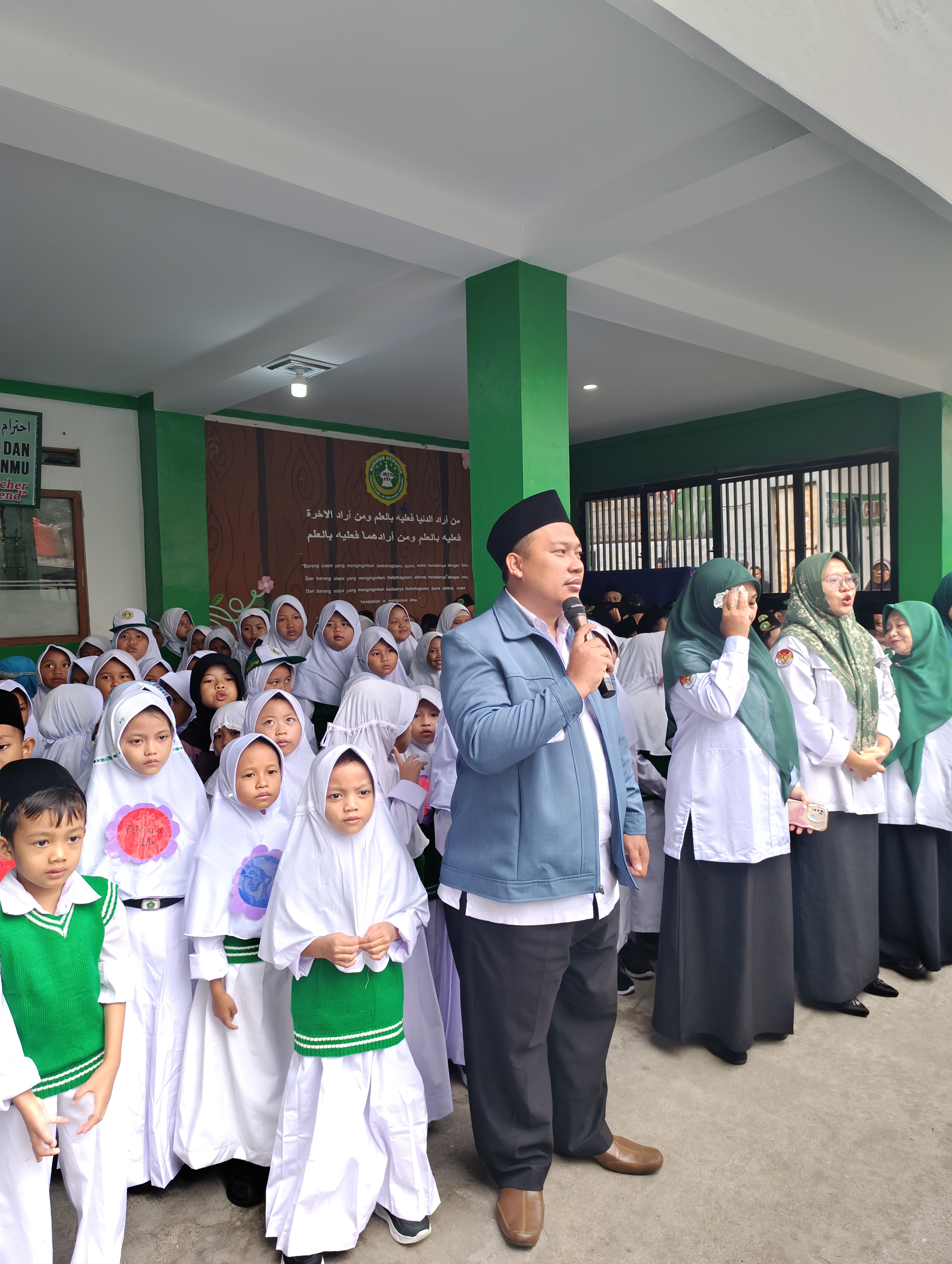 kepala sekolah